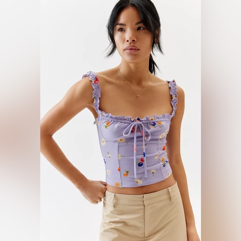 New with tags Urban Outfitters Elsa Floral Tank Top - Picture 1 of 3